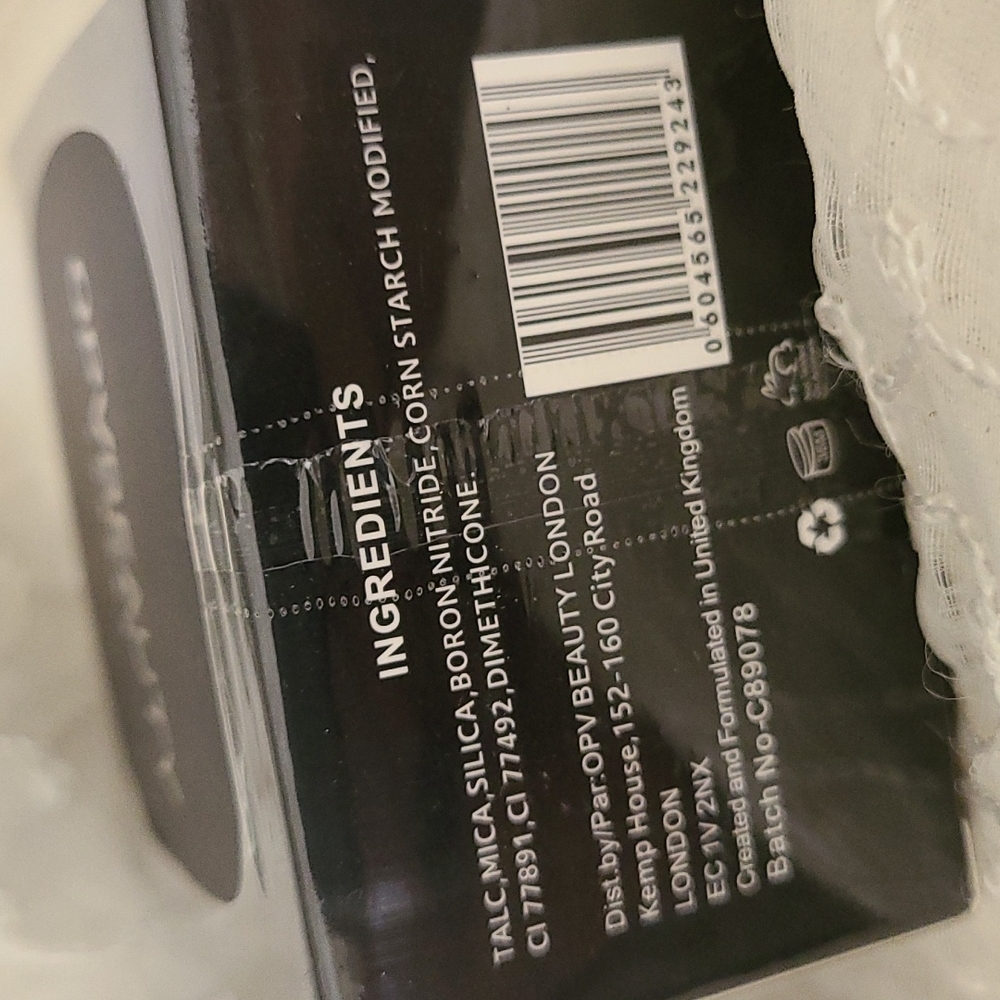 OPV Beauty Translucent Powder - Picture 4 of 4